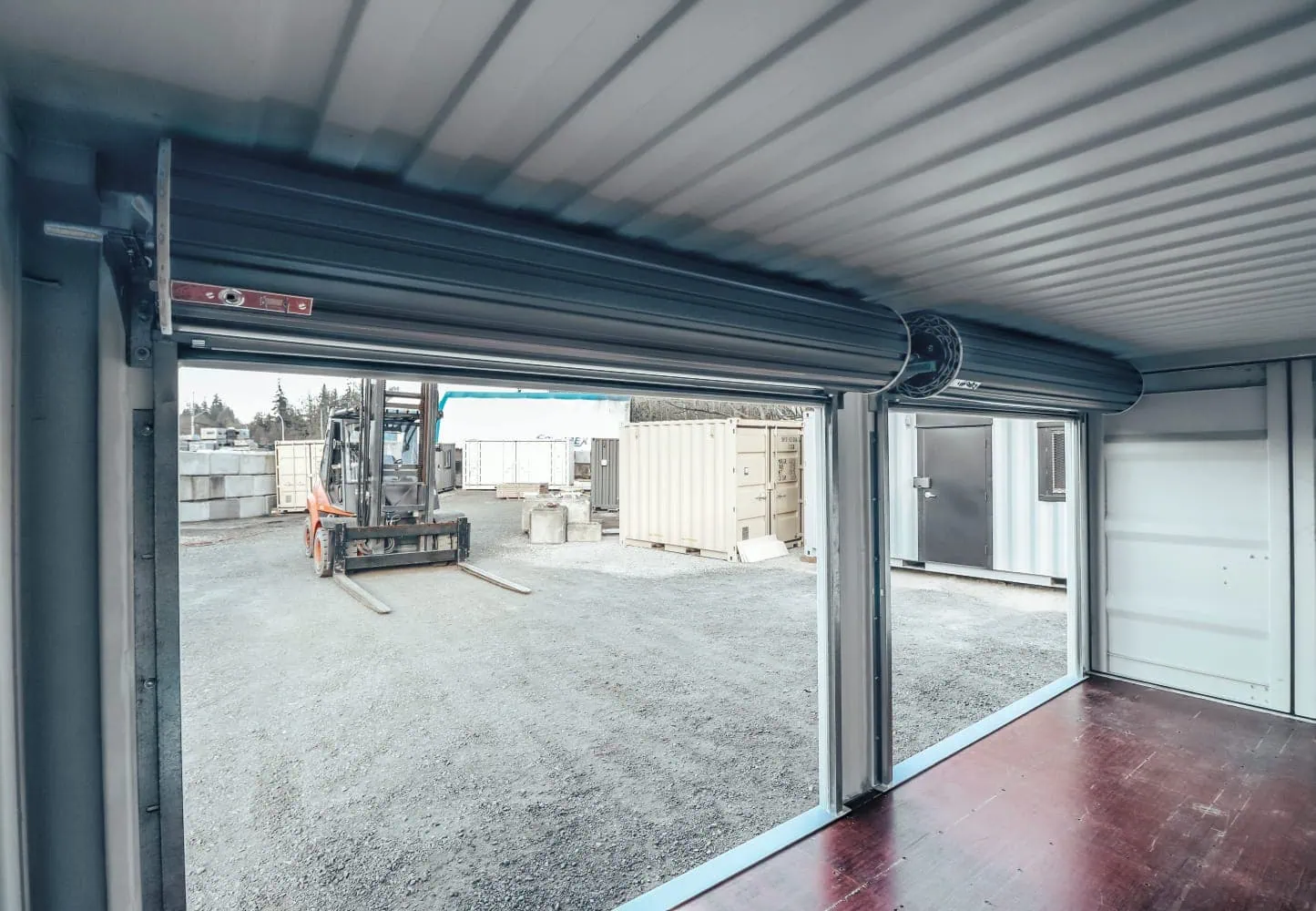 20ft High Cube Container with 2 Roll-Up Side Doors - Image 2