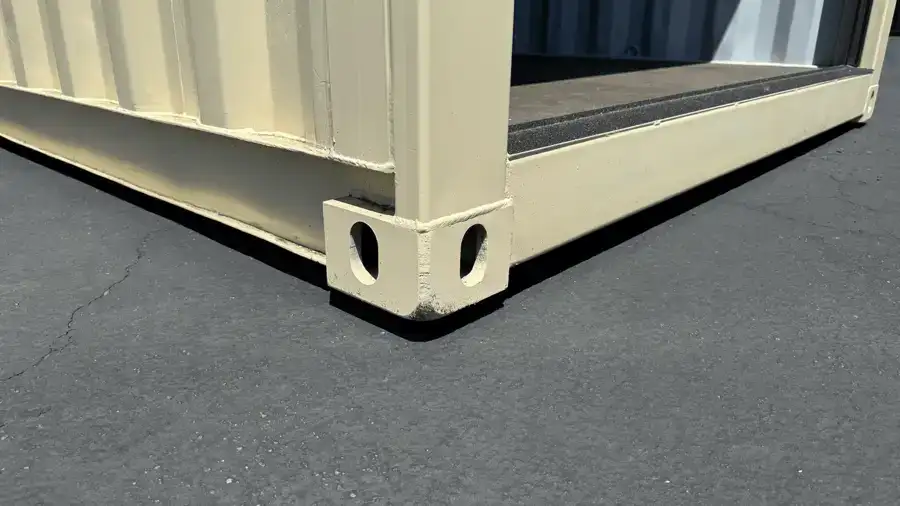 30ft Storage Container with Roll-Up Door - Image 5