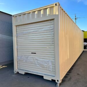 40ft Storage Container With Roll-Up Door